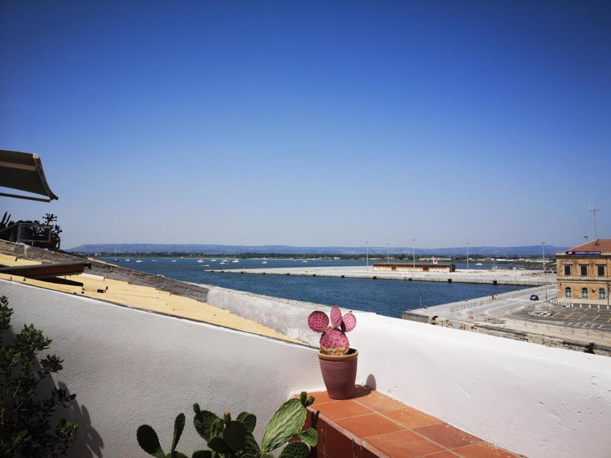 Bed and Breakfast L'Approdo Delle Sirene Сиракузы Экстерьер фото