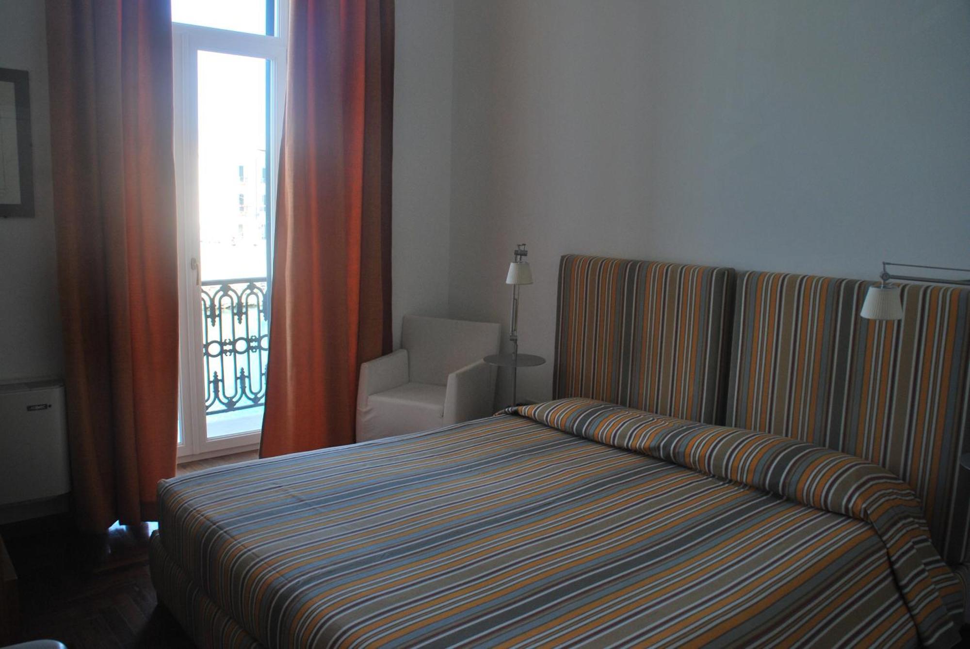 Bed and Breakfast L'Approdo Delle Sirene Сиракузы Экстерьер фото